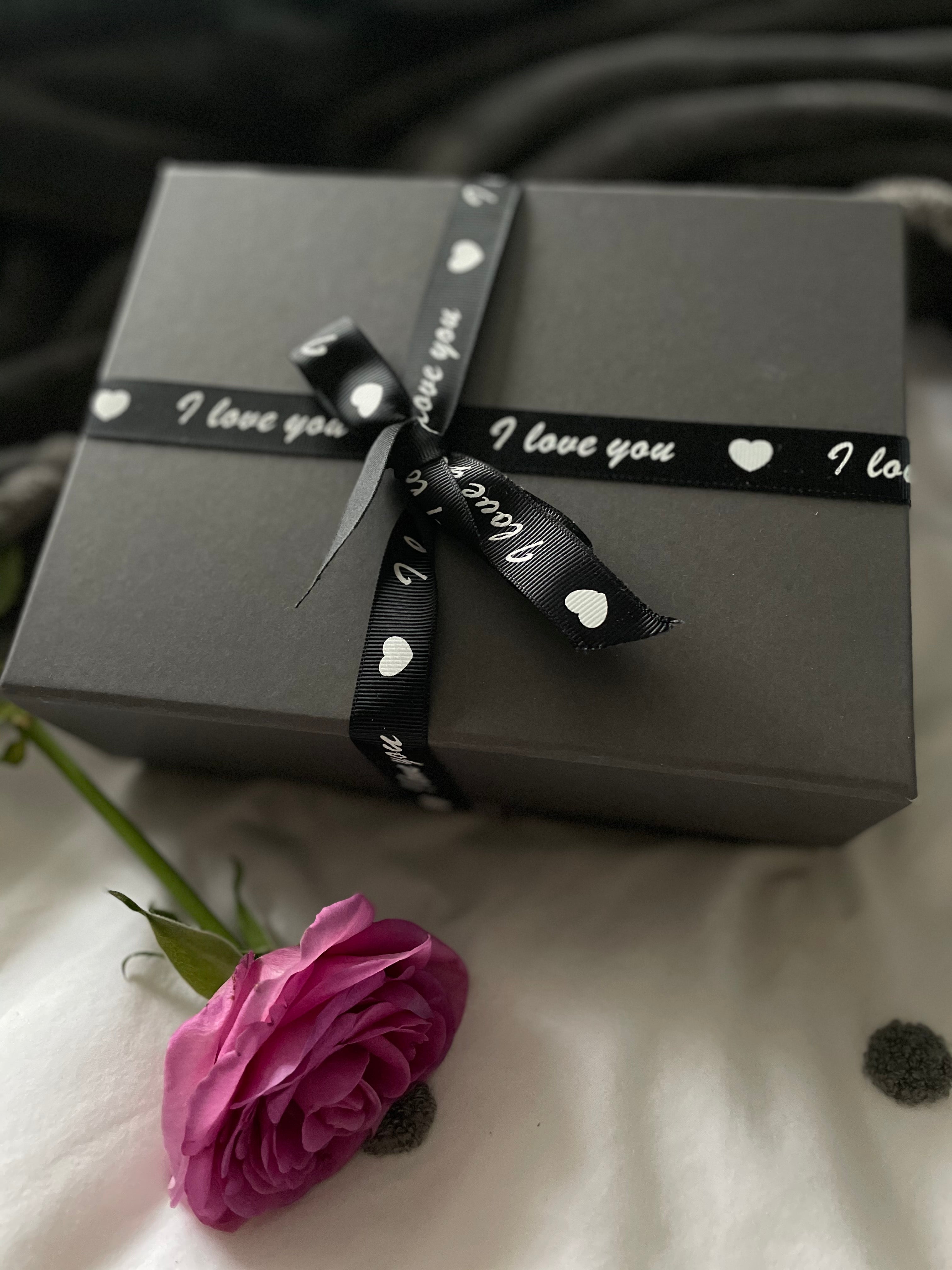Valentine Gift Box image 2