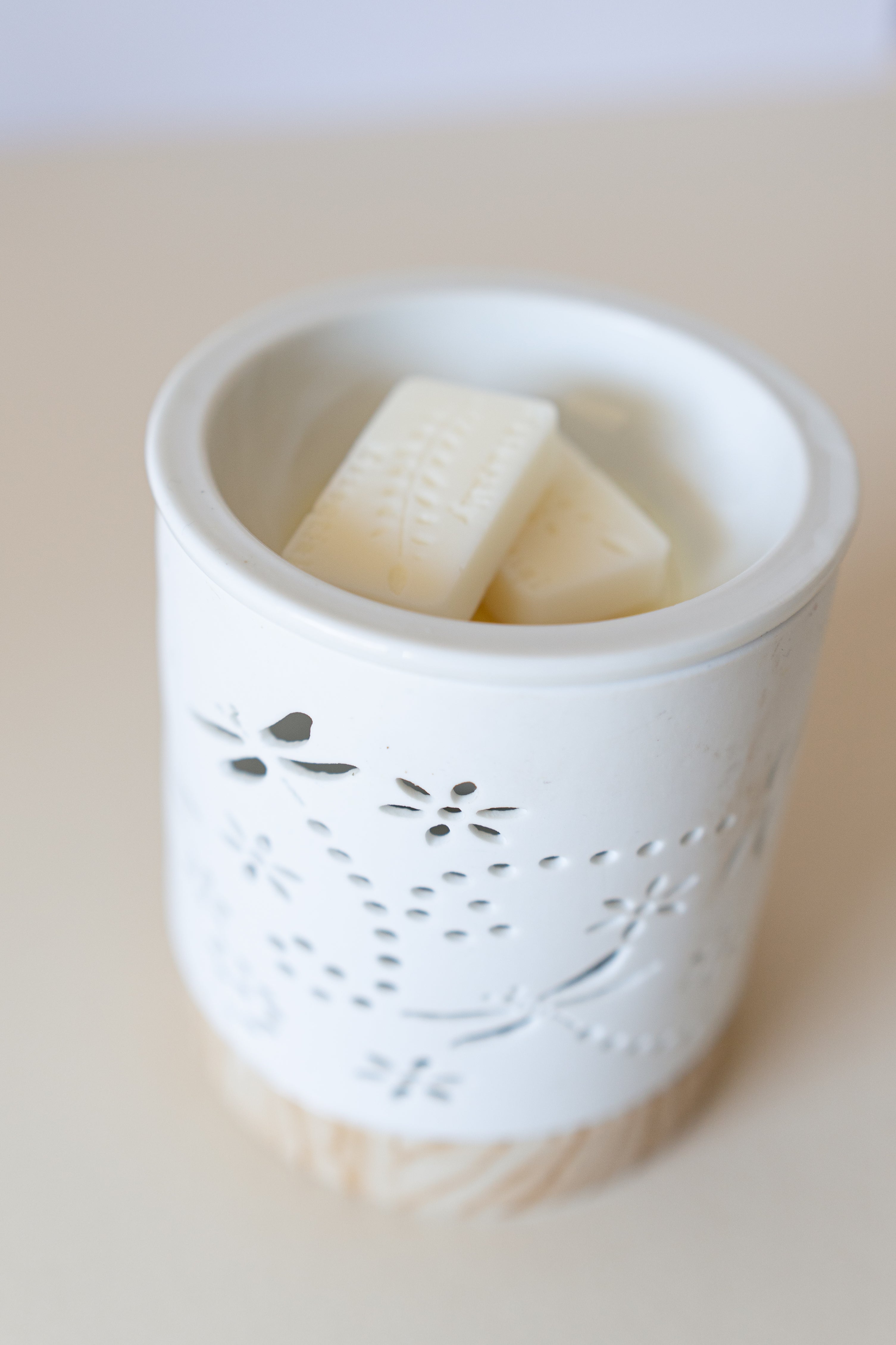 Wax Melts & Burner image 3