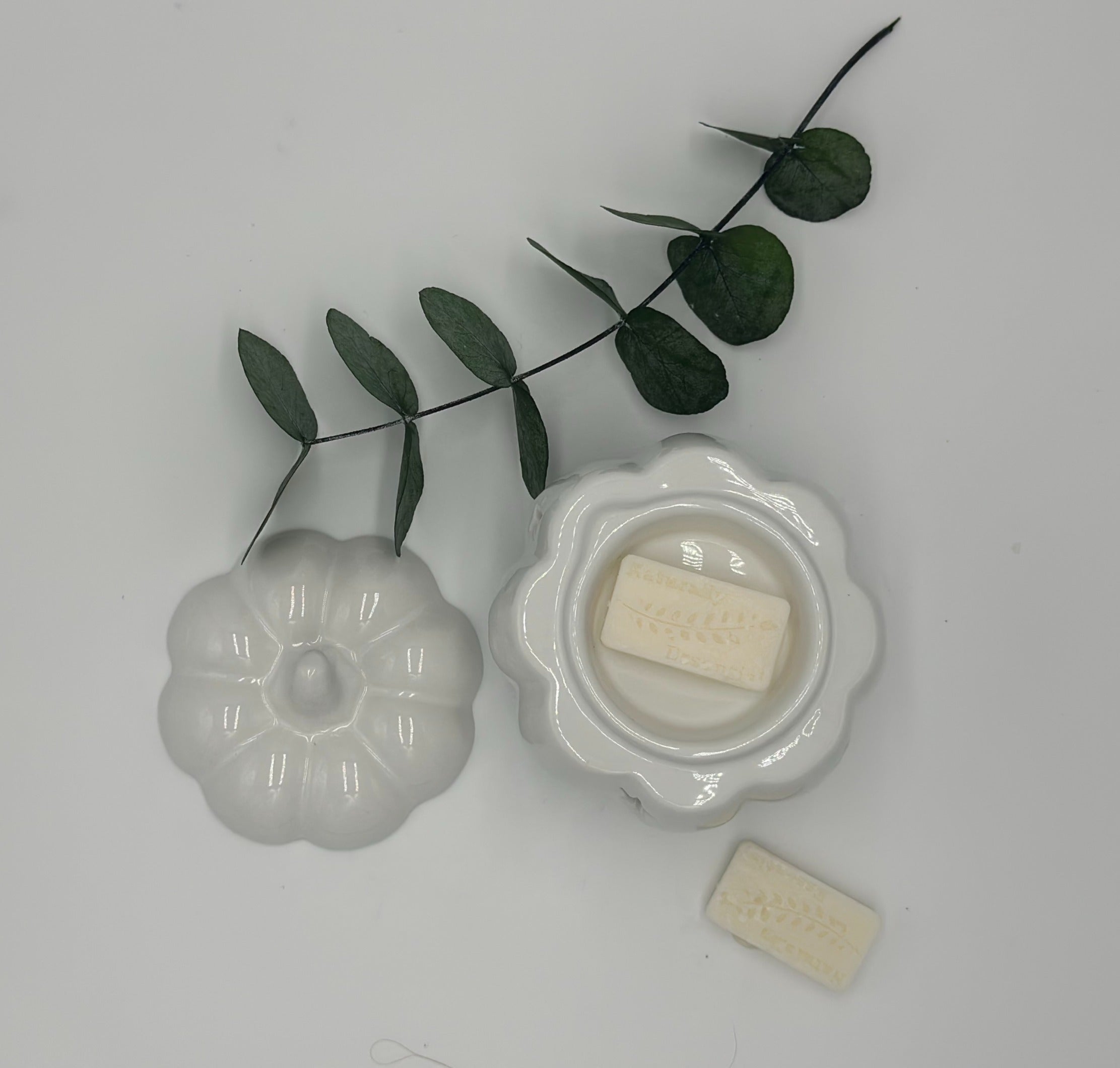 Pumpkin Oil & Wax Burner image 1